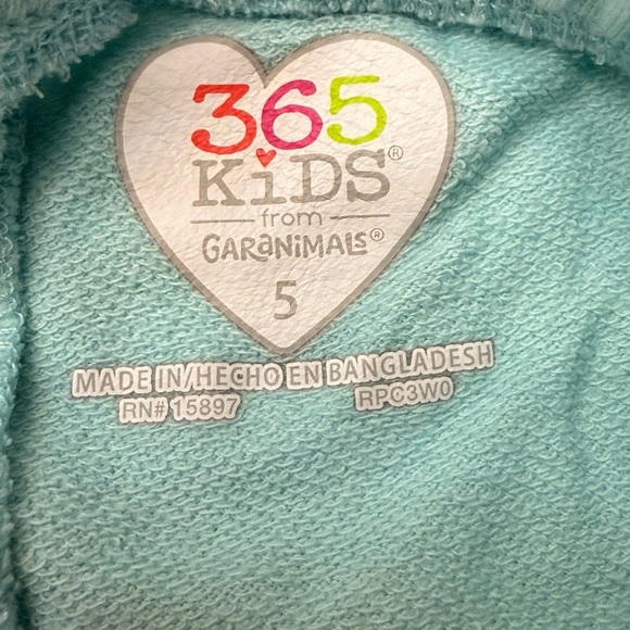 Old Navy Tie-Dye and 365 Kids Mint Green Shorts - Picture 4 of 4